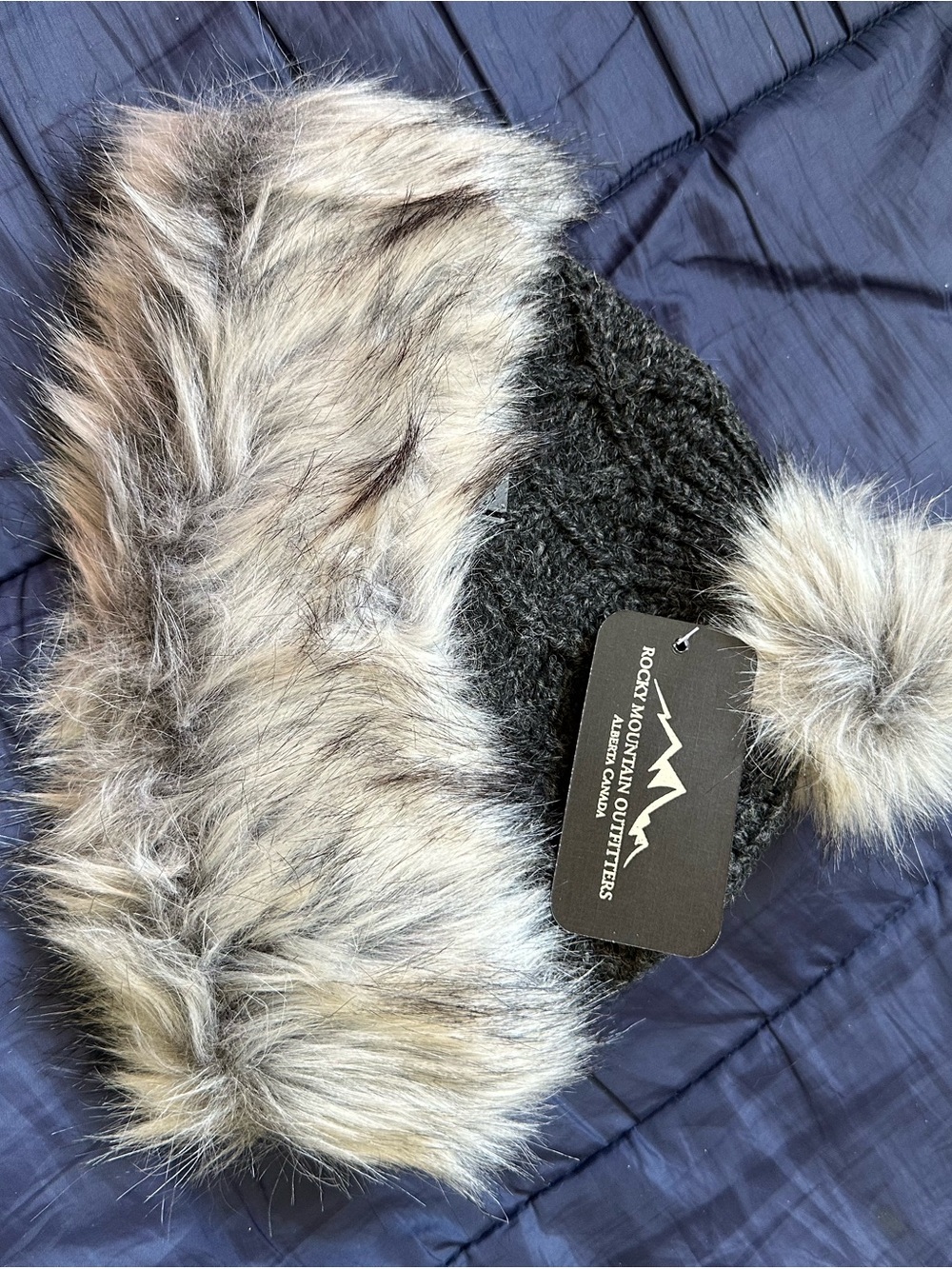 Rocky Mountain Outfitters Gray Knit Hat with Faux Fur Trim
